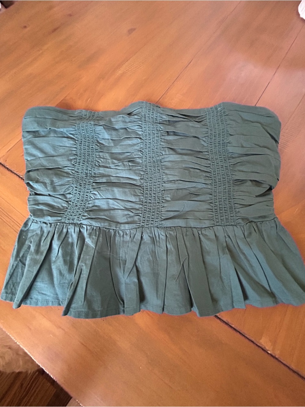 NWT AE Strapless Smocked Peplum Top - Green